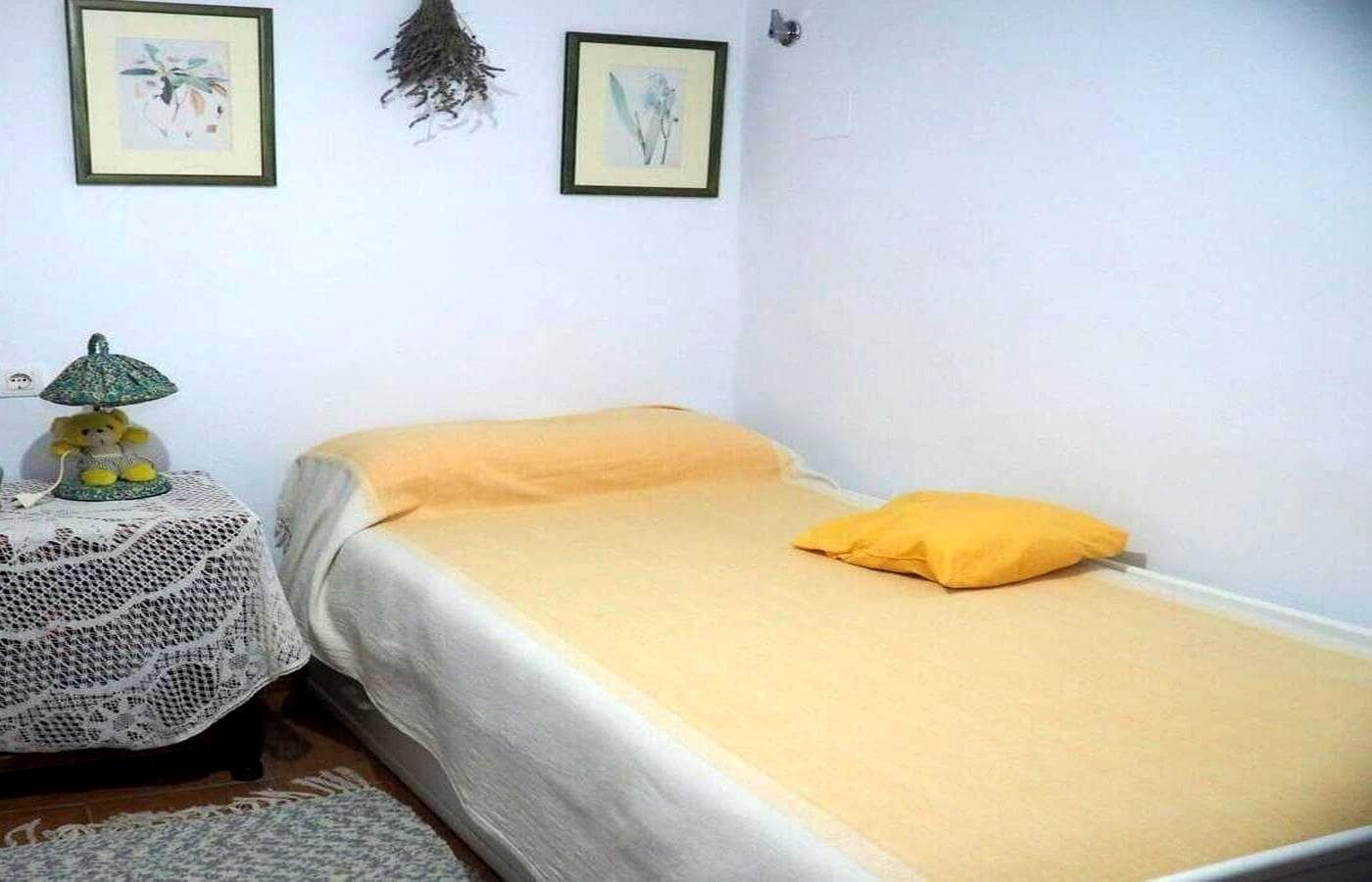 4 bedroom Townhouse for sale in Capileira - € 170,000 (Ref: 9191297)