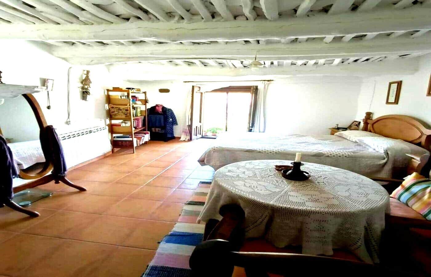 4 bedroom Townhouse for sale in Capileira - € 170,000 (Ref: 9191297)