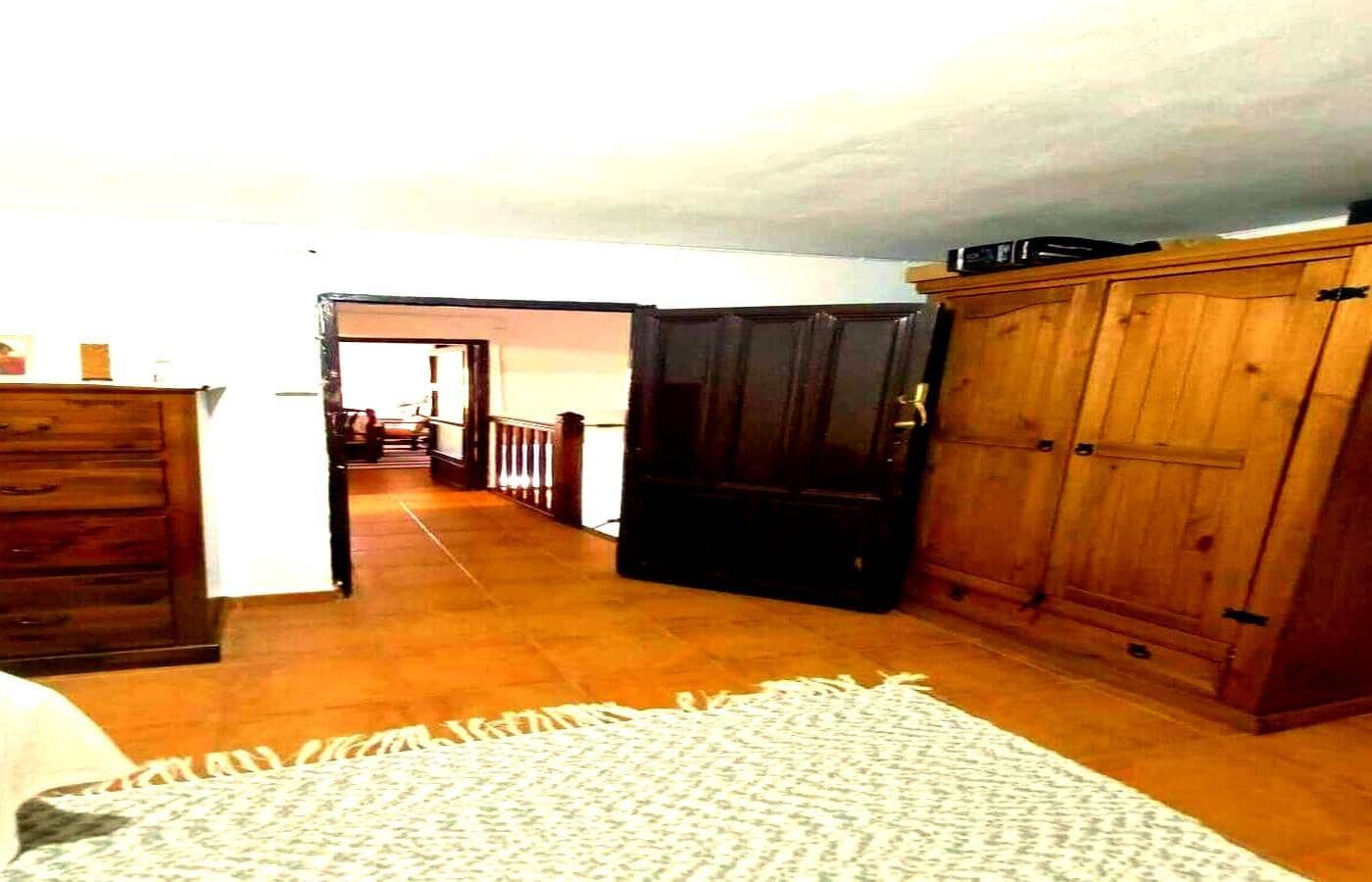 4 bedroom Townhouse for sale in Capileira - € 170,000 (Ref: 9191297)