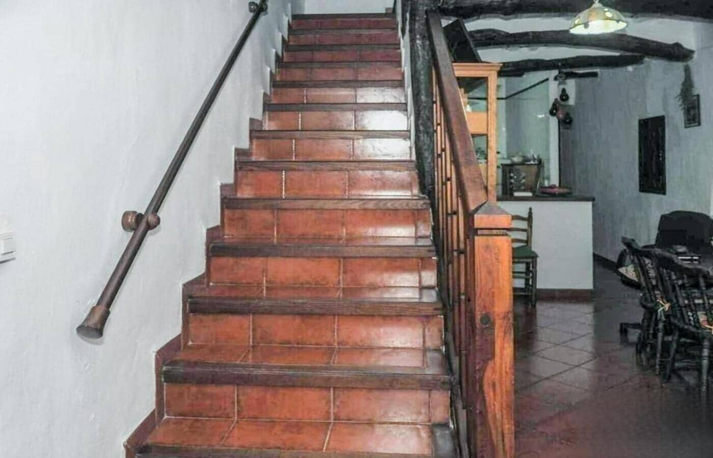 4 bedroom Townhouse for sale in Capileira - € 170,000 (Ref: 9191297)