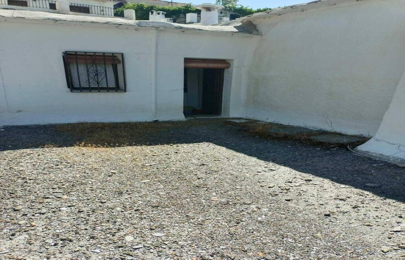 4 bedroom Townhouse for sale in Capileira - € 170,000 (Ref: 9191297)