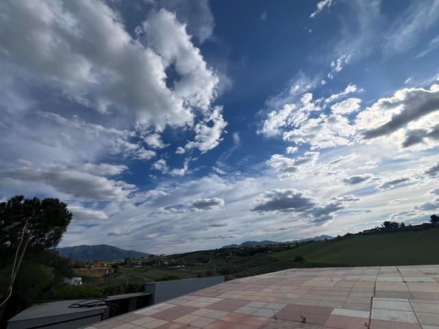 3 makuuhuone Maalaistalo myytävänä paikassa Cártama mukana uima-altaan 
autotalli - 245 000 € (Ref: 9200680)