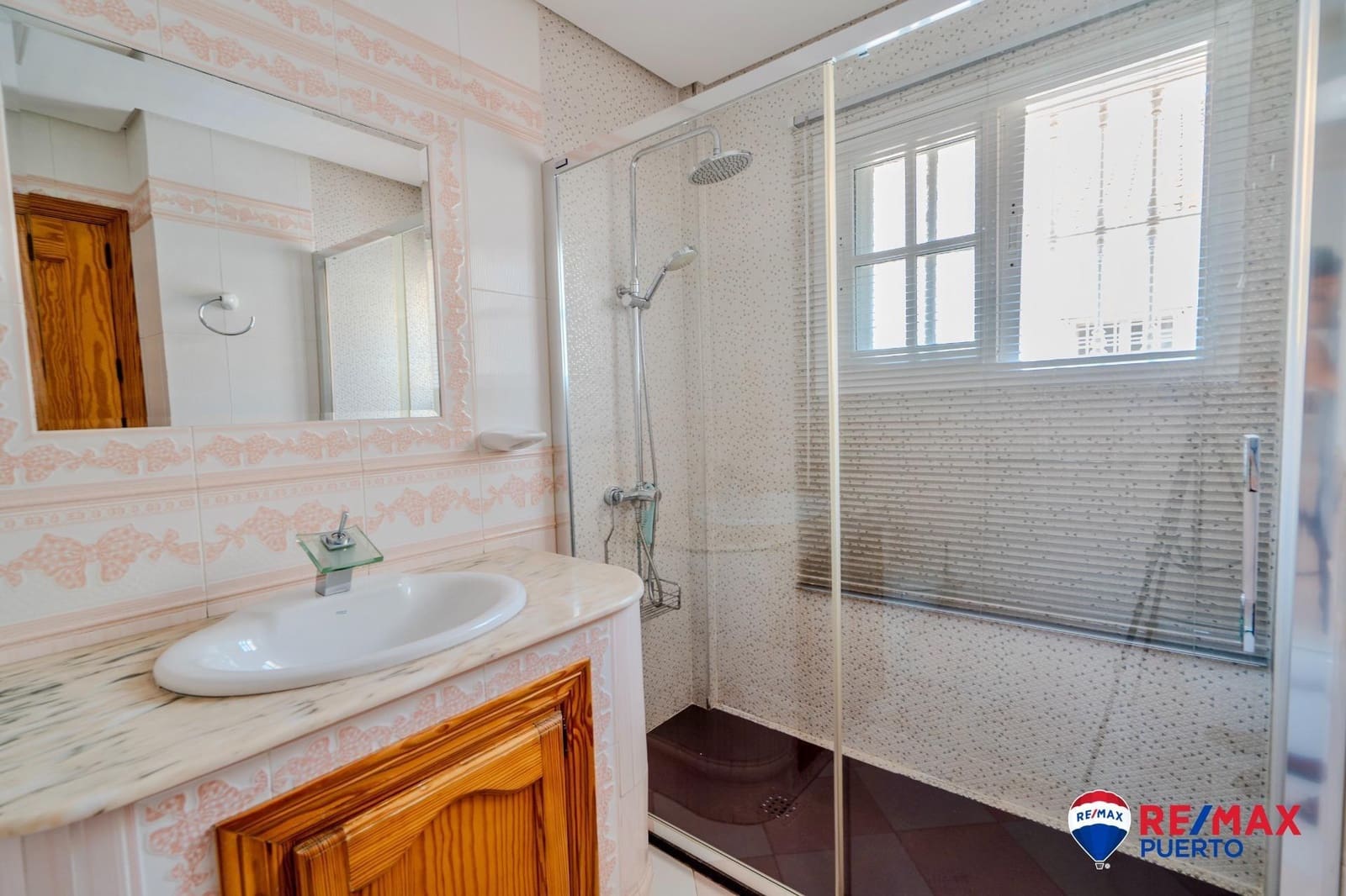 4 camera da letto Villetta a Schiera in vendita in Churriana con piscina garage - 495.000 € (Rif: 9202601)