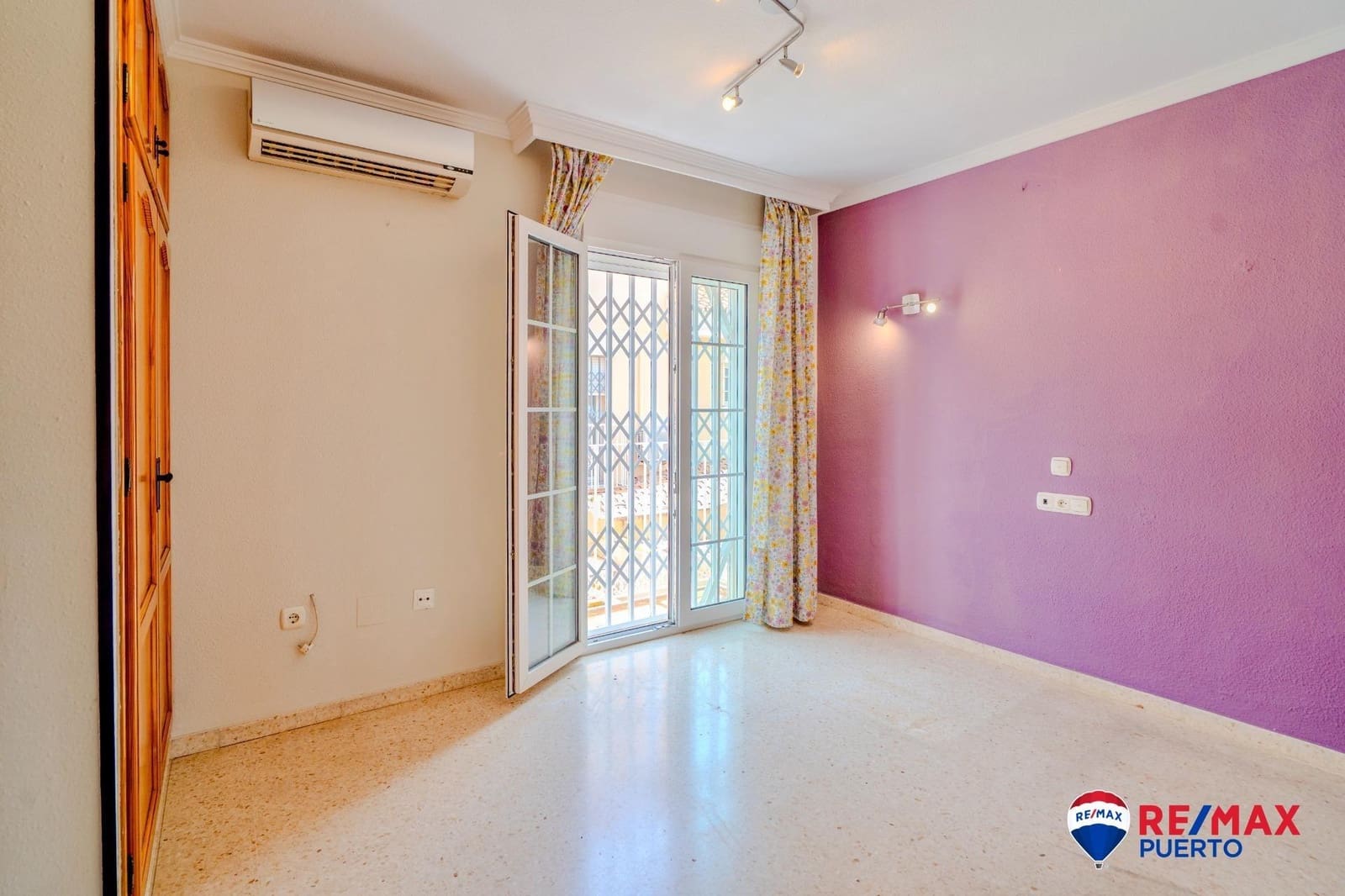 4 chambre Villa/Maison Mitoyenne à vendre à Churriana avec piscine garage - 492 900 € (Ref: 9202601)