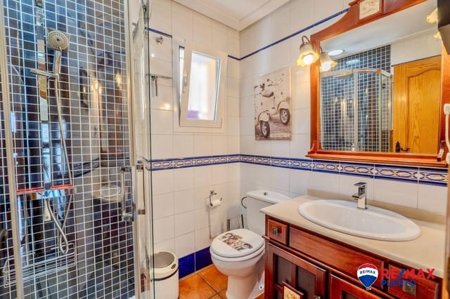 Adosado de 4 habitaciones en Guadalmar, Málaga ciudad en venta con piscina garaje - 492.900 € (Ref: 9202601)