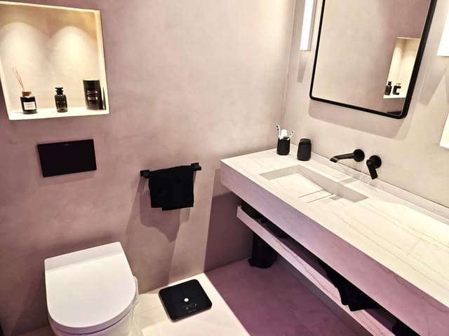 4 bedroom Flat for sale in Málaga city - € 1,400,000 (Ref: 9208502)