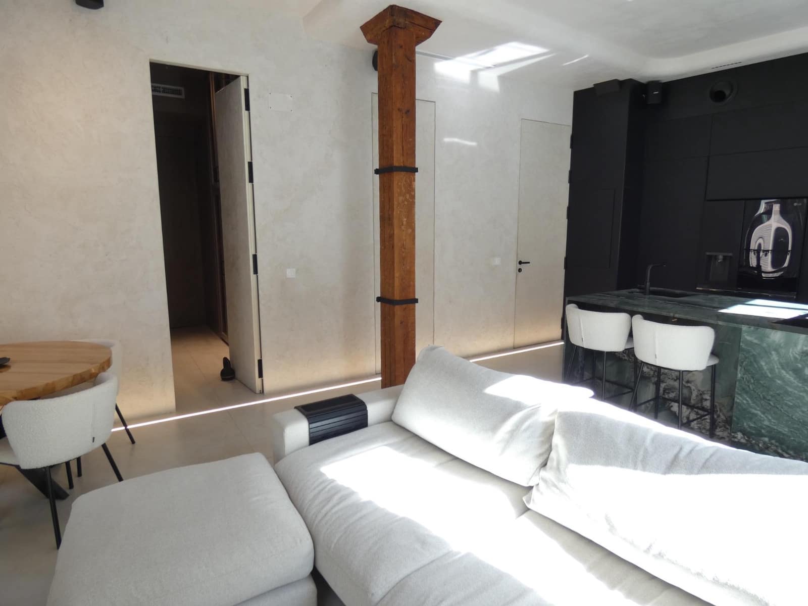 4 bedroom Flat for sale in Malaga city - € 1,400,000 (Ref: 9208502)