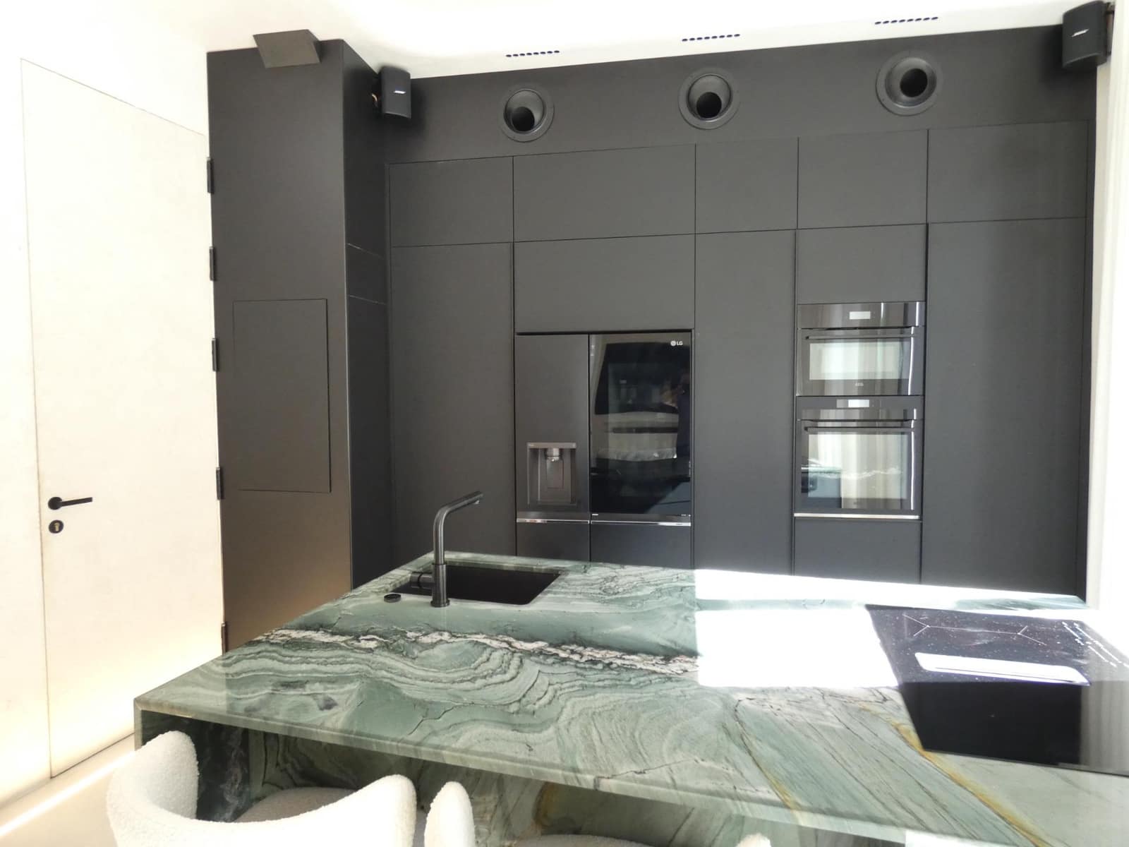 4 bedroom Flat for sale in Malaga city - € 1,400,000 (Ref: 9208502)