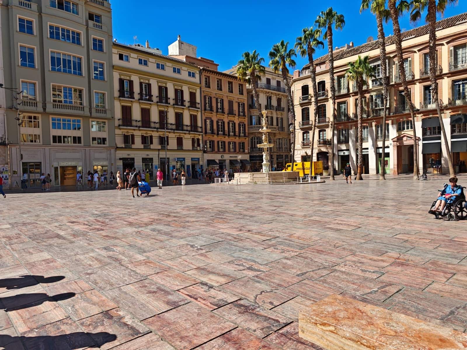 4 bedroom Flat for sale in Malaga city - € 1,400,000 (Ref: 9208502)