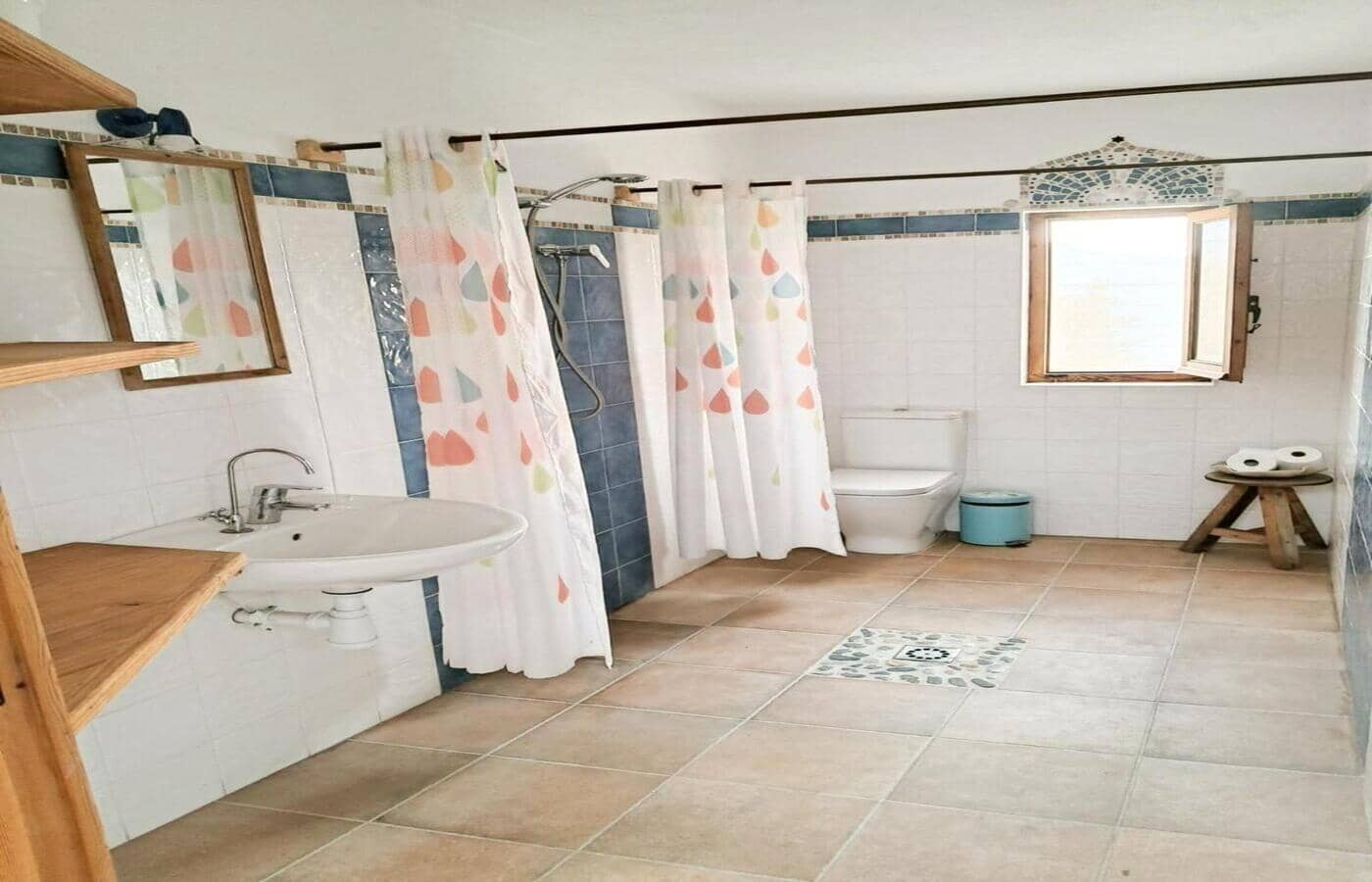 6 sypialnia Finka/Dom wiejski na sprzedaż w Orgiva - 399 000 € (Ref: 9232805)