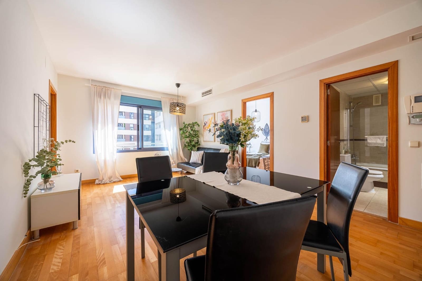 1 soverom Leilighet til salgs i Malaga by med garasje - € 330 000 (Ref: 9236788)