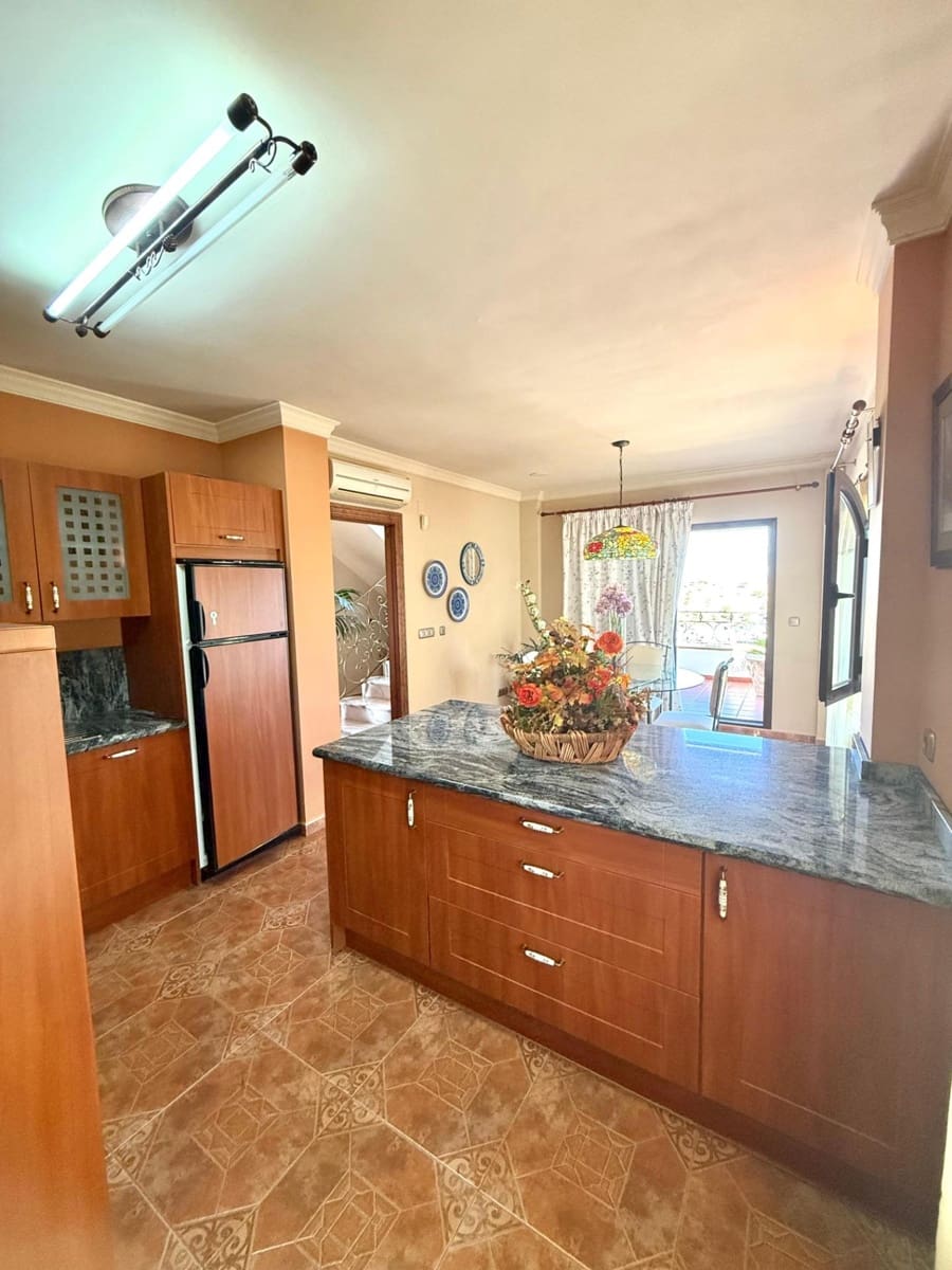 7 soveværelse Villa til salg i Coin - € 1.400.000 (Ref: 9243253)