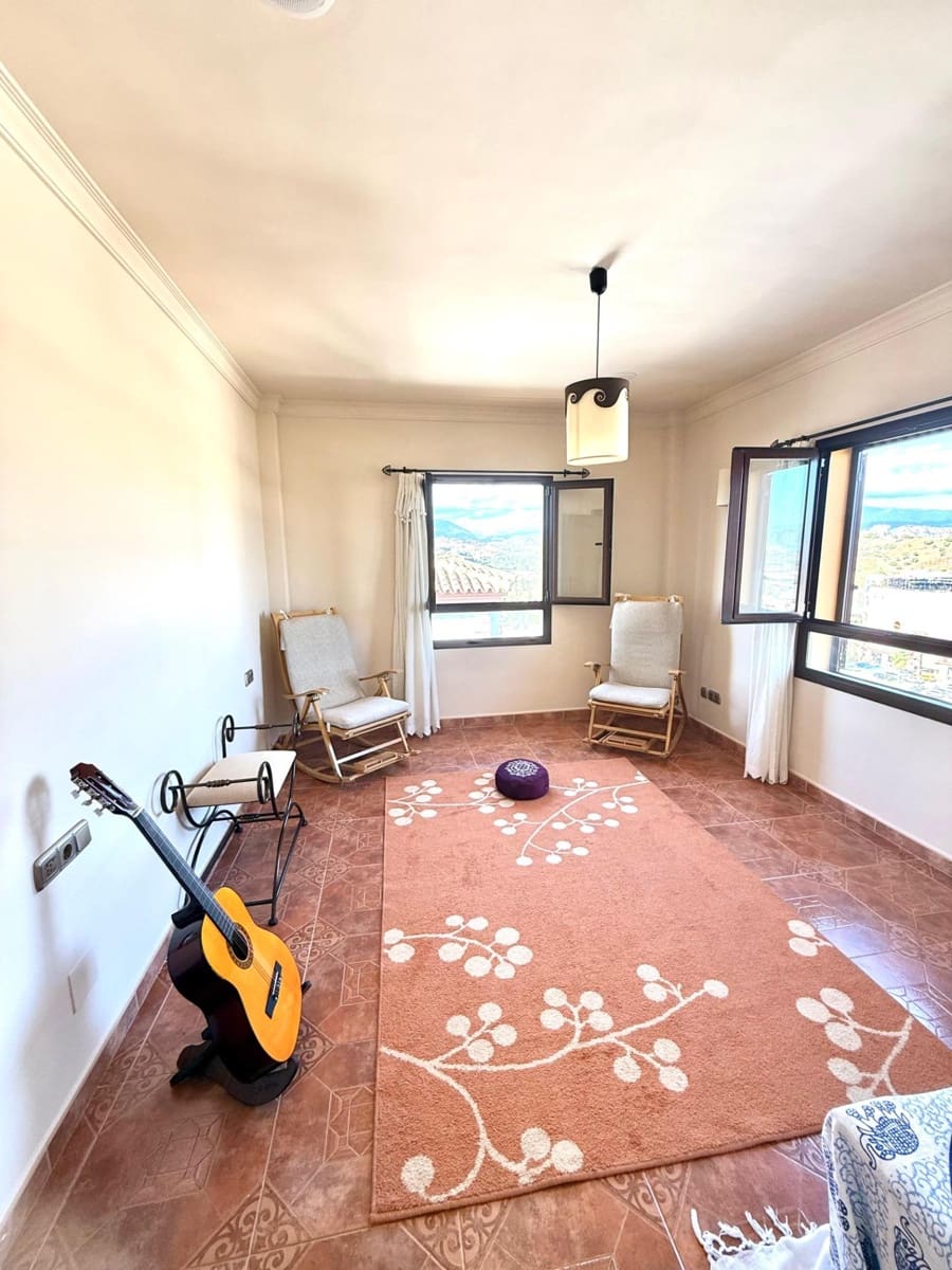 7 soveværelse Villa til salg i Coin - € 1.400.000 (Ref: 9243253)