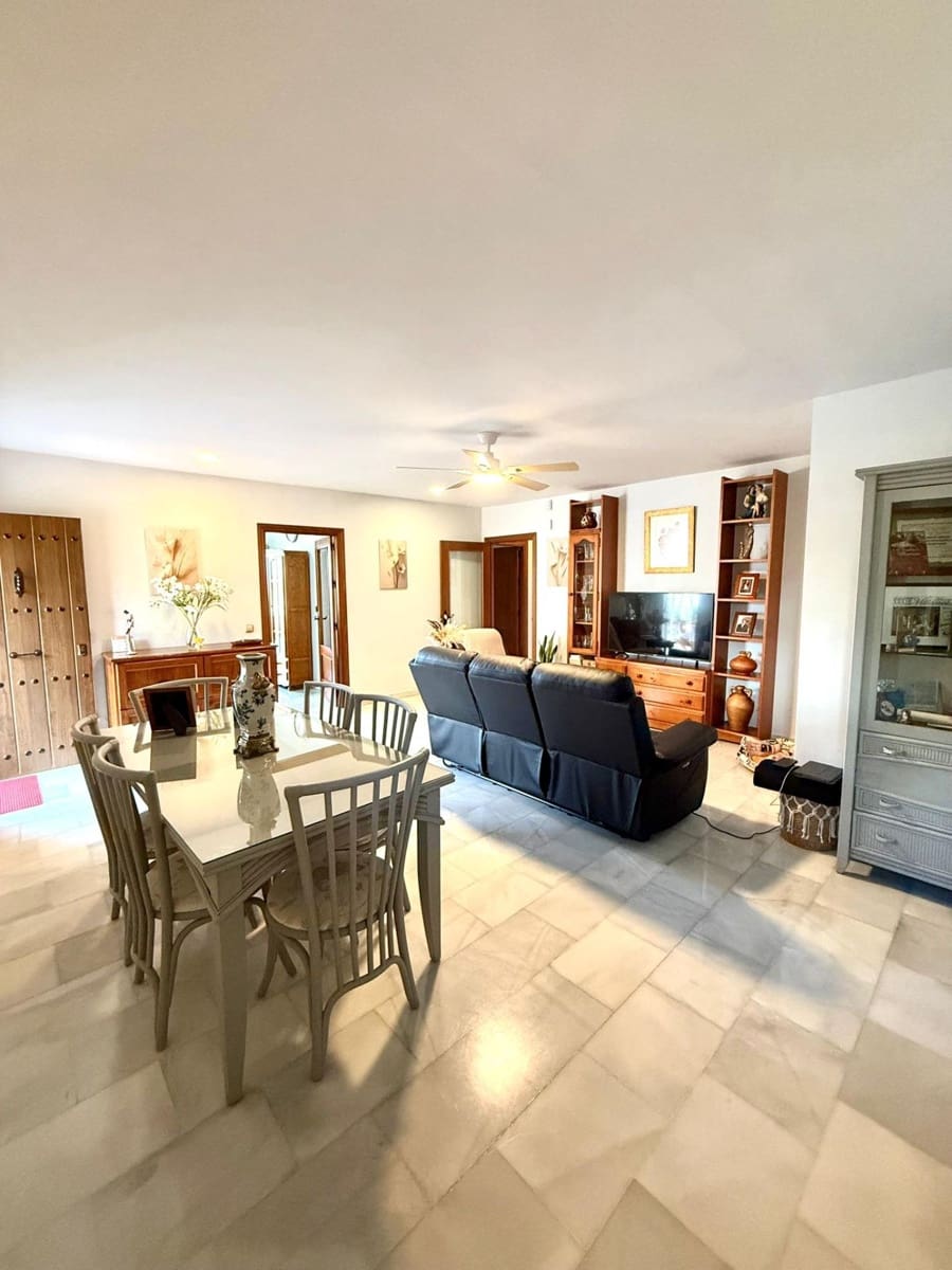 7 soveværelse Villa til salg i Coin - € 1.400.000 (Ref: 9243253)