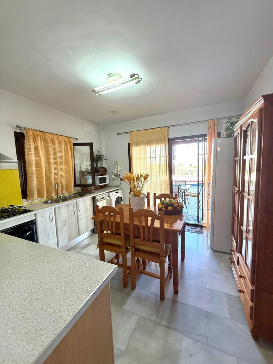 7 soveværelse Villa til salg i Coin - € 1.400.000 (Ref: 9243253)