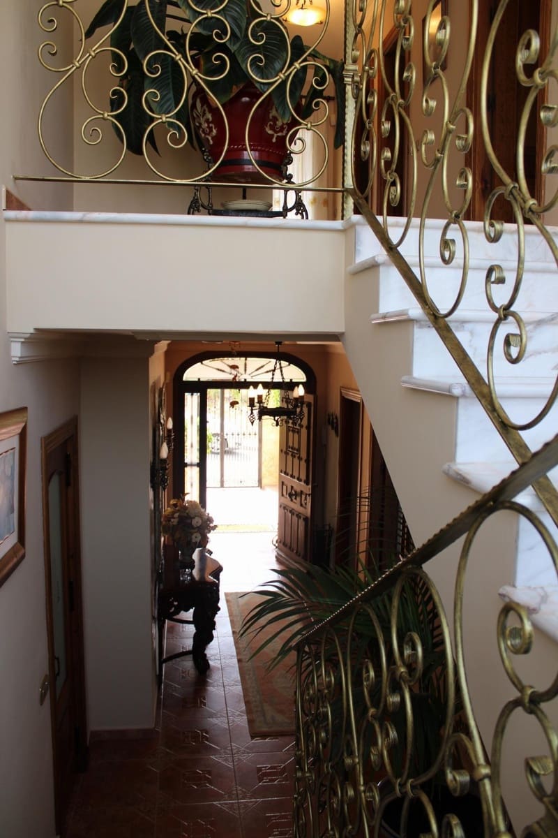 7 soveværelse Villa til salg i Coin - € 1.400.000 (Ref: 9243253)