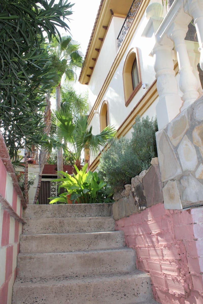 7 soveværelse Villa til salg i Coin - € 1.400.000 (Ref: 9243253)