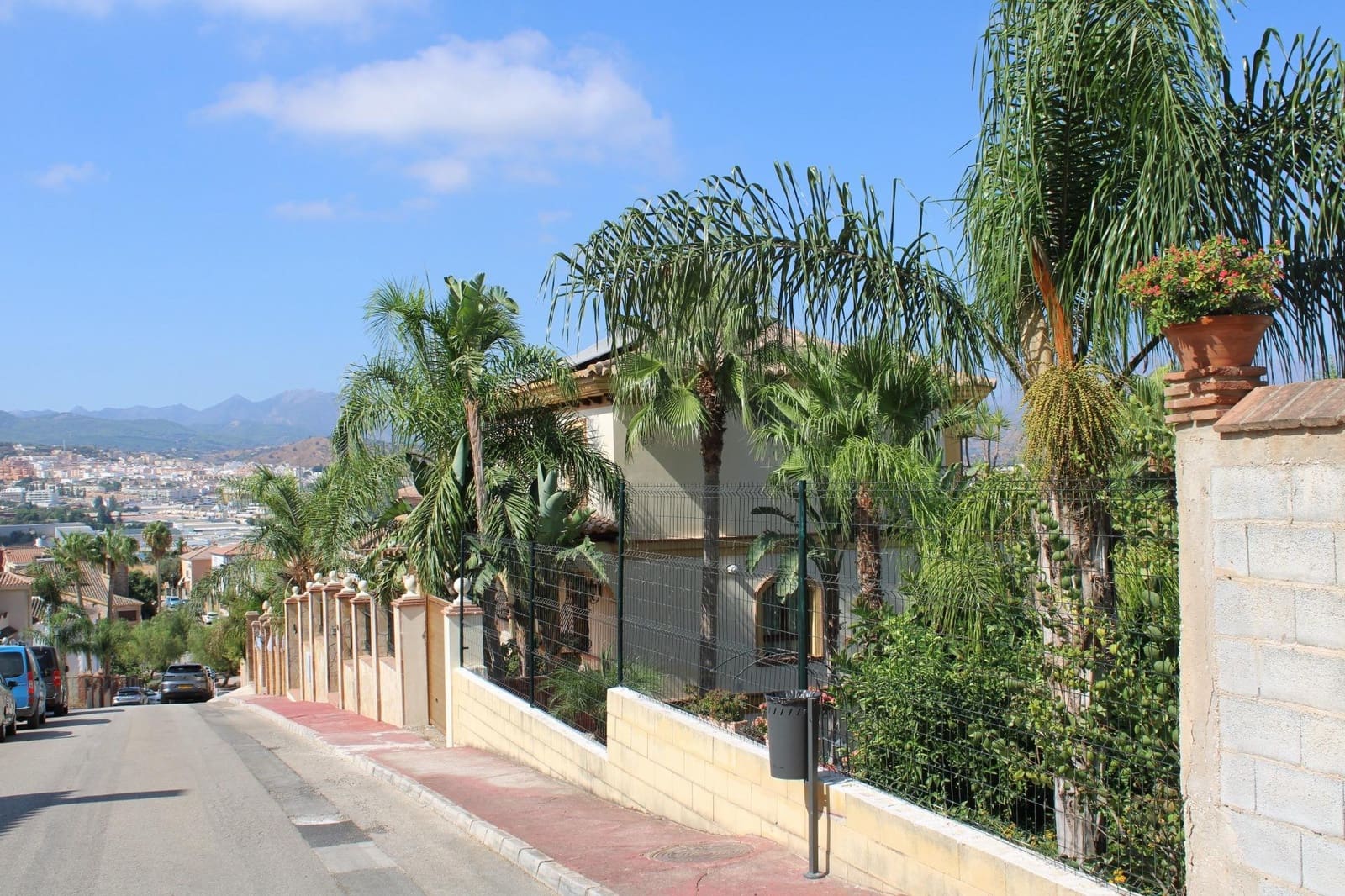 7 soveværelse Villa til salg i Coin - € 1.400.000 (Ref: 9243253)