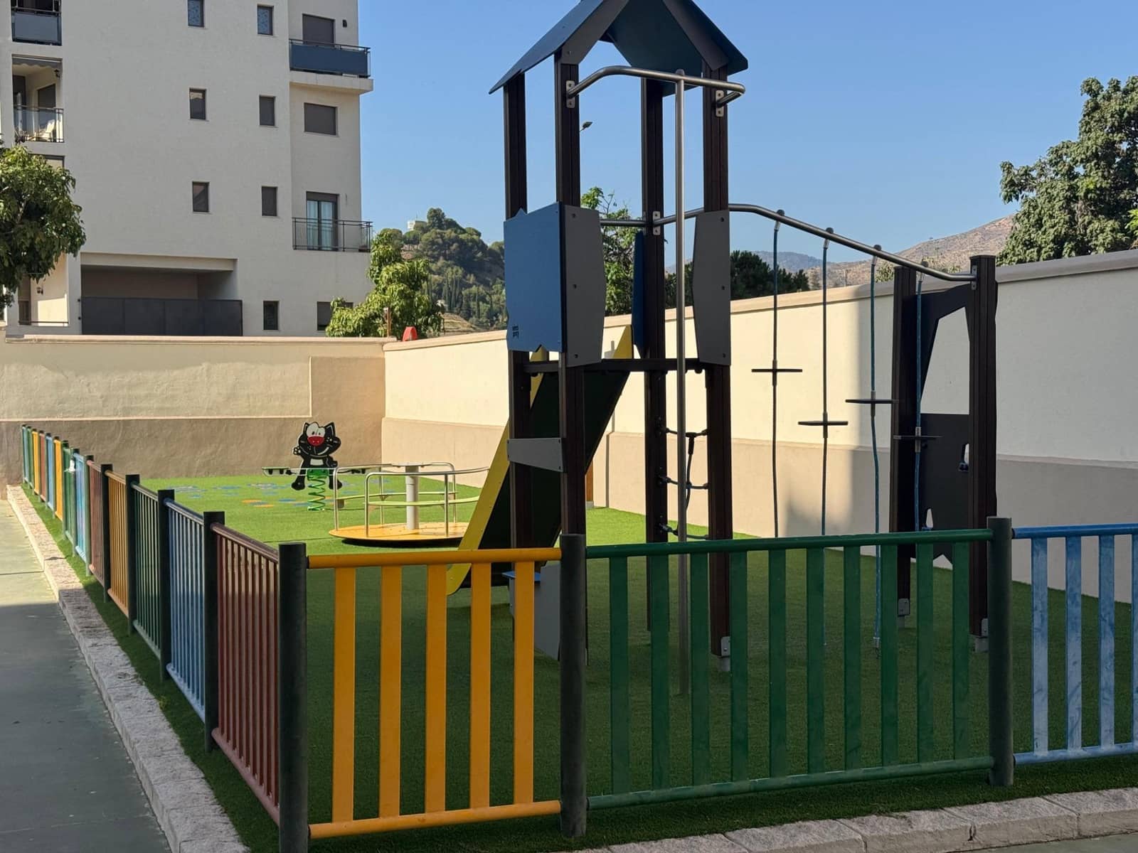 4 soverom Leilighet til salgs i Malaga by med svømmebasseng garasje - € 396 000 (Ref: 9247138)