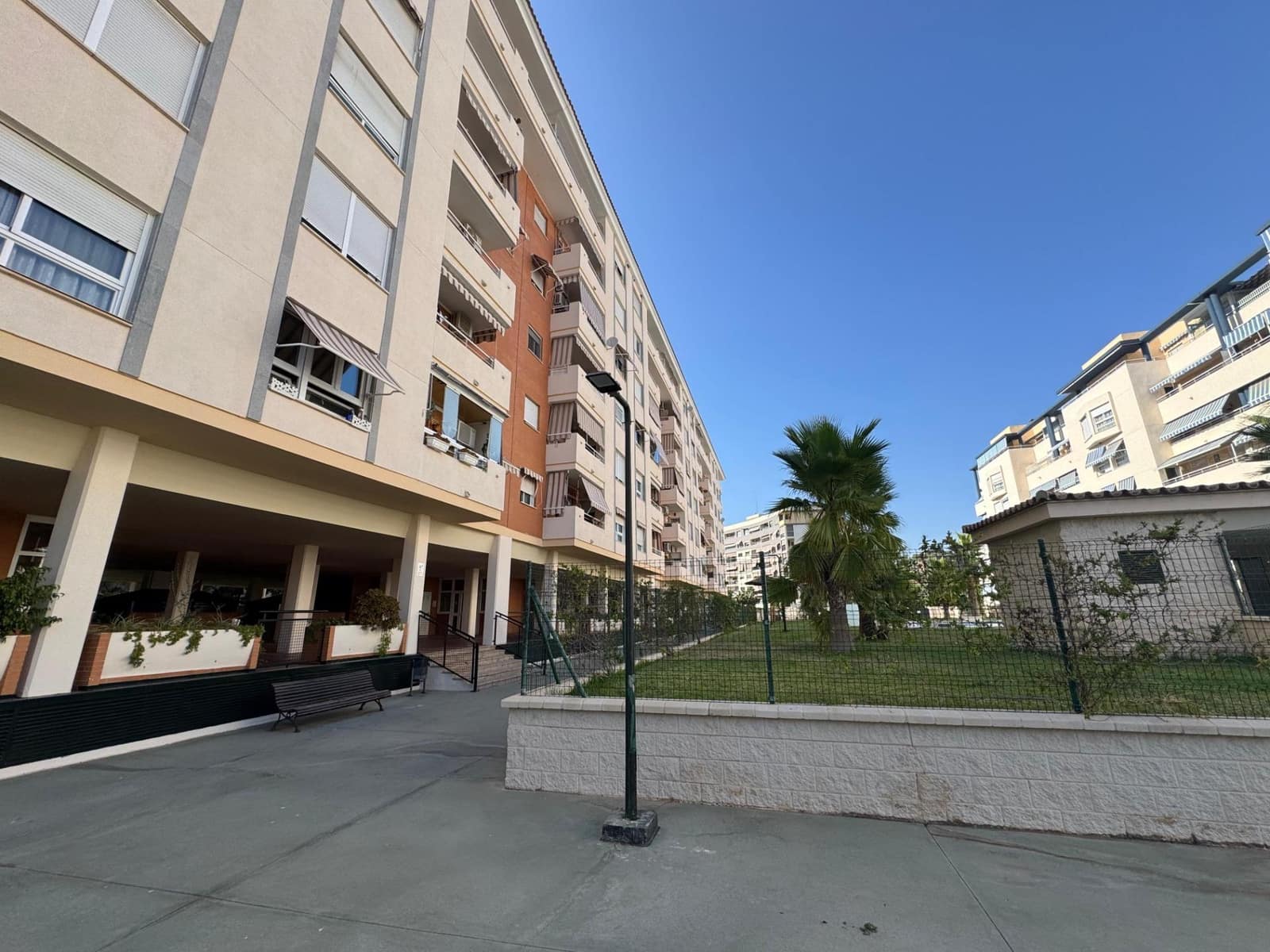 4 soverom Leilighet til salgs i Malaga by med svømmebasseng garasje - € 396 000 (Ref: 9247138)