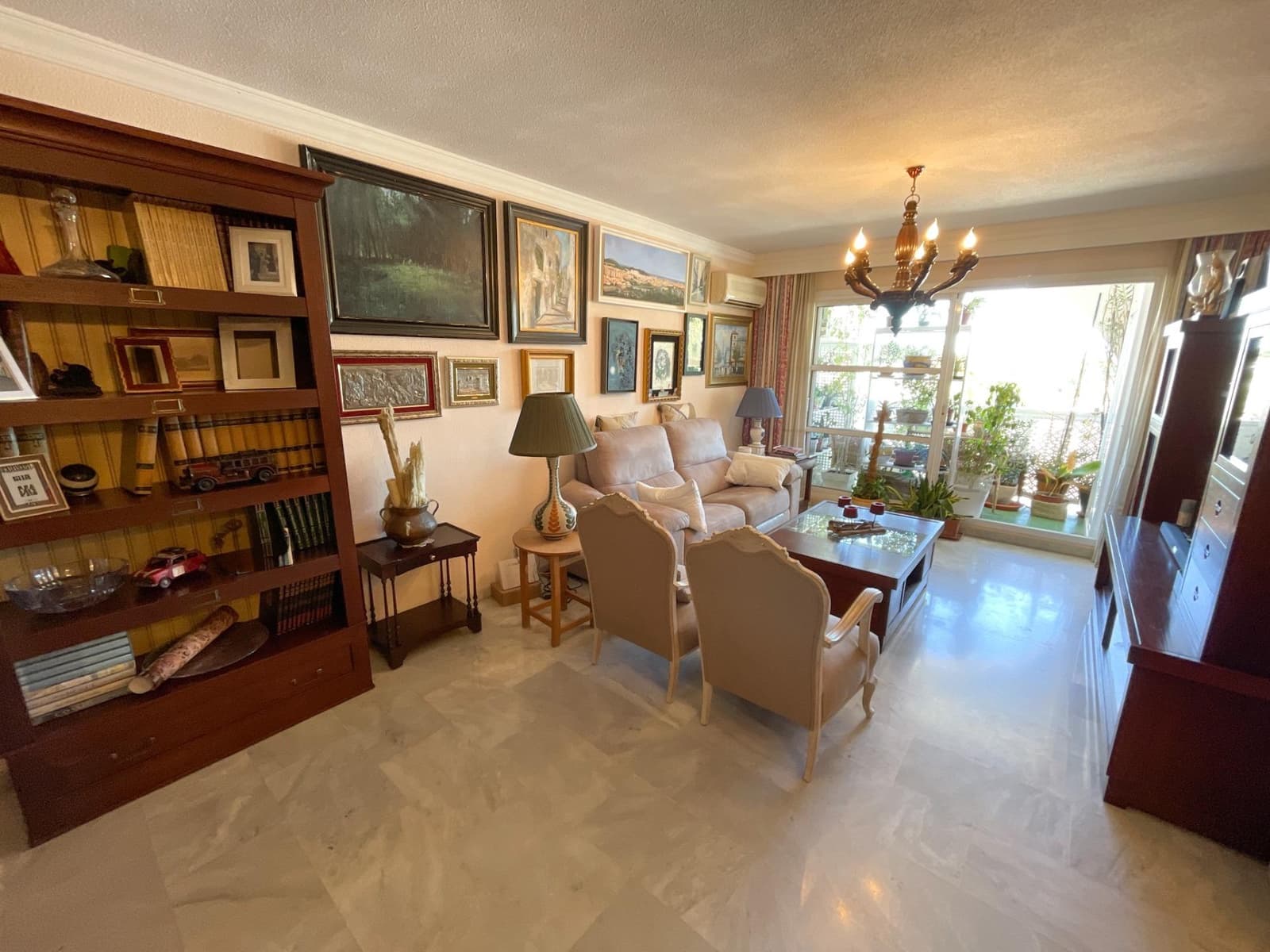 4 bedroom Flat for sale in Malaga city - € 465,000 (Ref: 9257566)