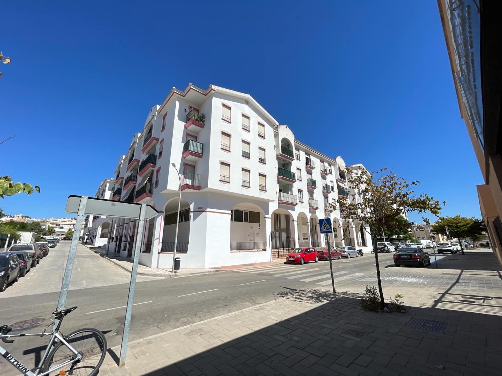 4 soveværelse Lejlighed til salg i Malaga by - € 449.000 (Ref: 9257566)