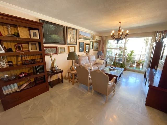 4 Zimmer Wohnung zu verkaufen in Málaga Stadt - 449.000 € (Ref: 9257566)