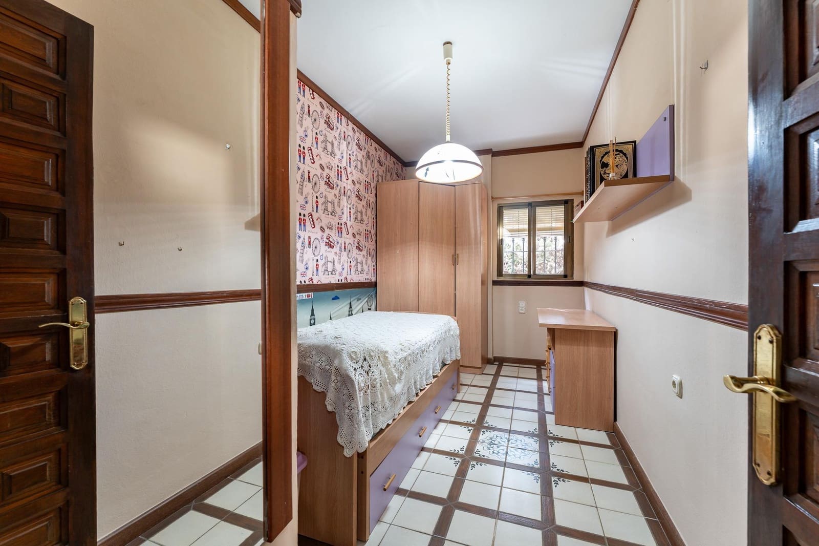 5 soveværelse Villa til salg i Antequera med swimmingpool garage - € 340.000 (Ref: 9269974)