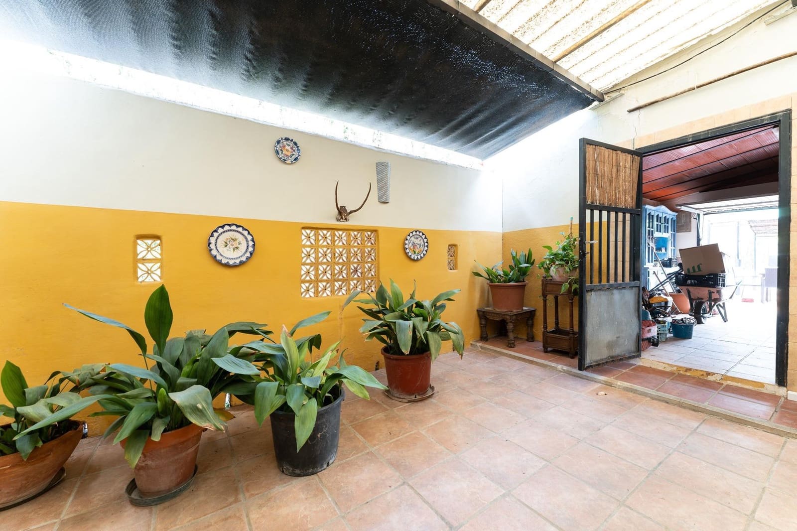 5 soveværelse Villa til salg i Antequera med swimmingpool garage - € 340.000 (Ref: 9269974)