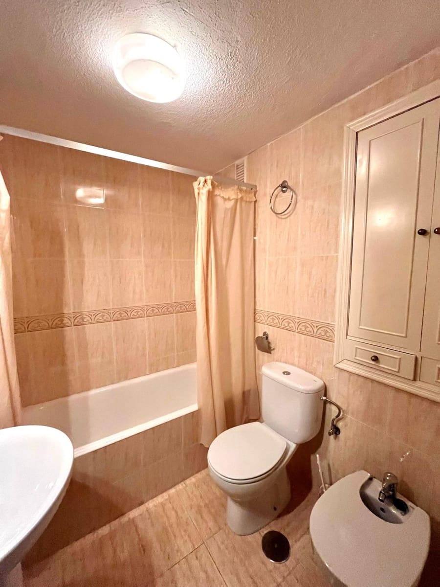 4 soveværelse Lejlighed til salg i Malaga by med garage - € 600.000 (Ref: 9272481)