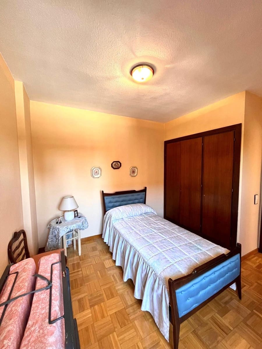 4 soveværelse Lejlighed til salg i Malaga by med garage - € 600.000 (Ref: 9272481)