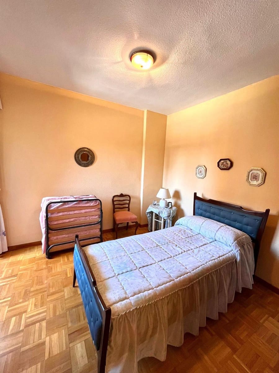 4 soveværelse Lejlighed til salg i Malaga by med garage - € 600.000 (Ref: 9272481)