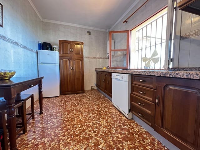 6 chambre Appartement à vendre à Fuente Alegre, Malaga ville - 500 000 € (Ref: 9297531)
