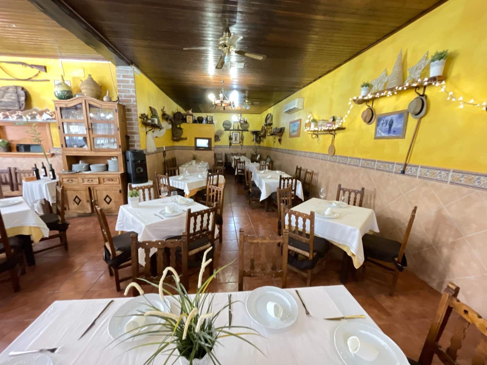 Erhverv til salg i Velez-Malaga - € 720.000 (Ref: 9297532)