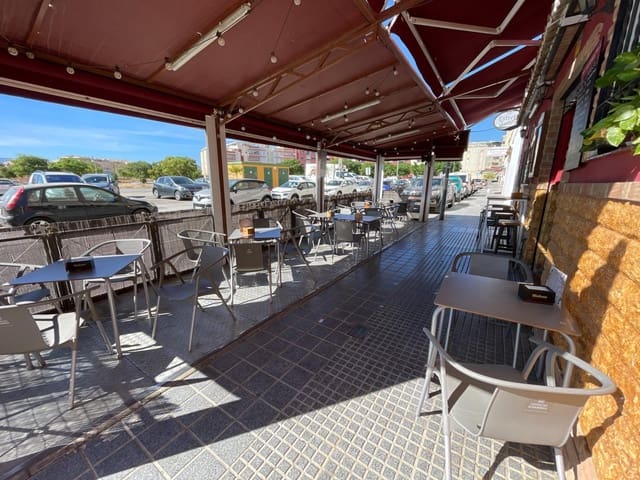 Kommersiell til salgs i Vélez-Málaga - € 720 000 (Ref: 9297532)