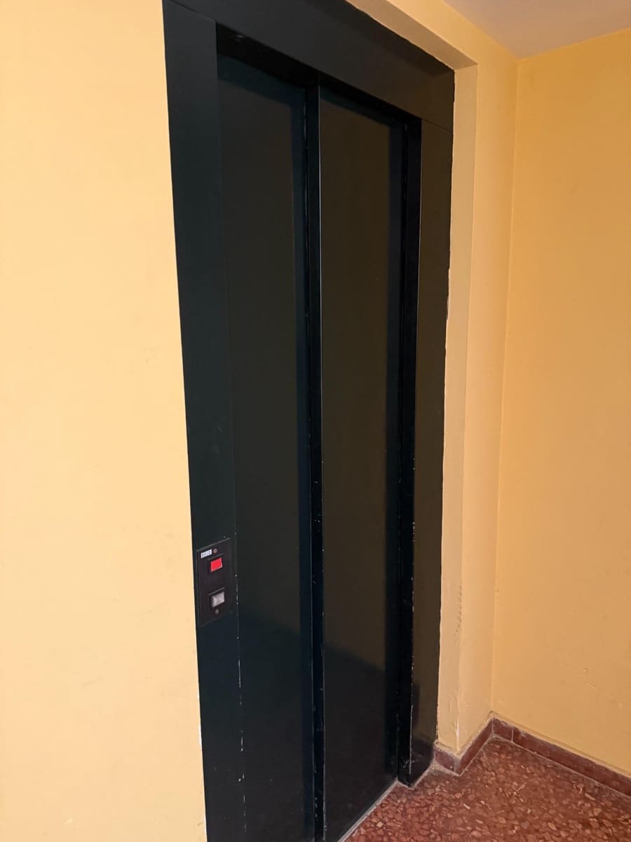 4 soverom Leilighet til salgs i Malaga by med svømmebasseng garasje - € 1 500 000 (Ref: 9311118)