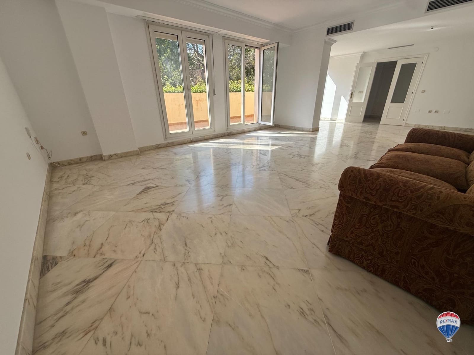 4 soverom Leilighet til salgs i Malaga by med svømmebasseng garasje - € 1 500 000 (Ref: 9311118)