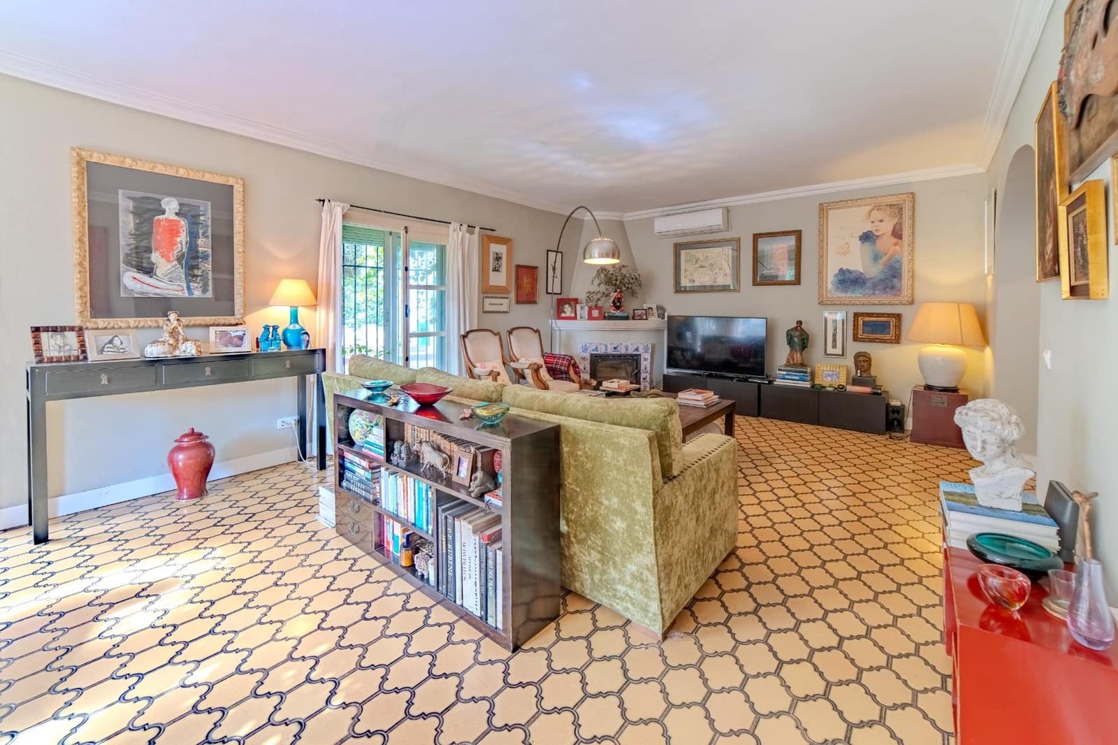 3 sypialnia Willa na sprzedaż w Torremolinos z garażem - 885 000 € (Ref: 9311119)