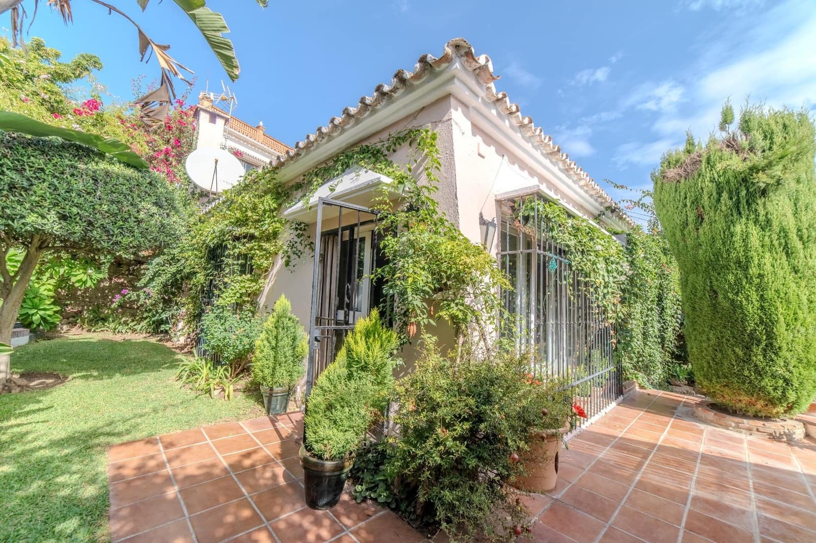 3 sypialnia Willa na sprzedaż w Torremolinos z garażem - 885 000 € (Ref: 9311119)