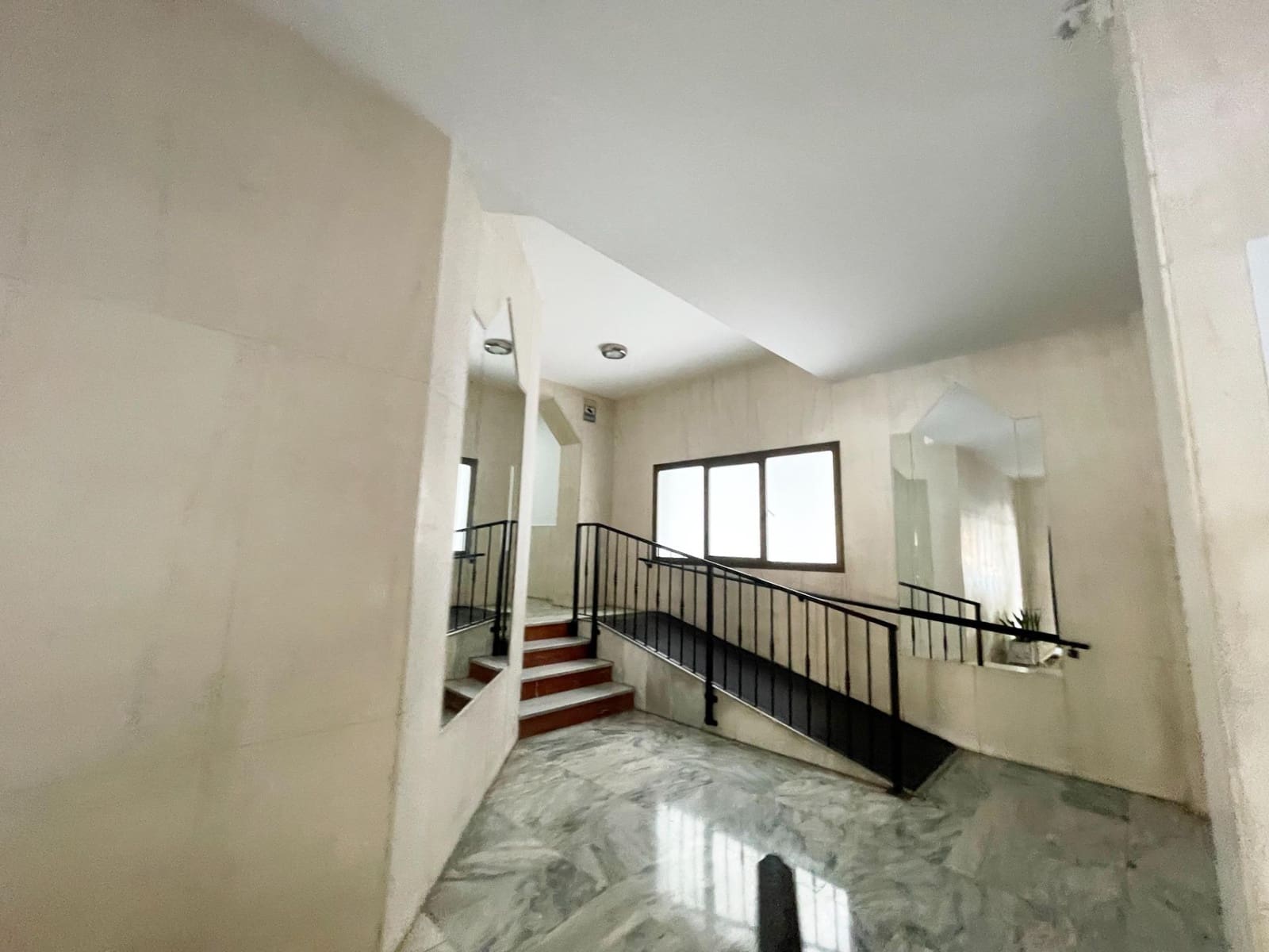 3 sovrum Takvåning till salu i Malaga stad med garage - 388 000 € (Ref: 9322083)