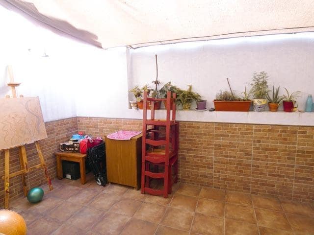 3 soveværelse Lejlighed til salg i Malaga by - € 278.000 (Ref: 9330872)