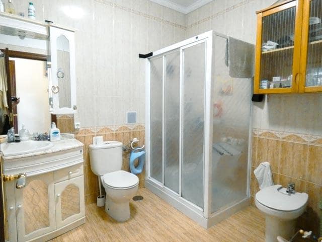 3 soveværelse Lejlighed til salg i Malaga by - € 278.000 (Ref: 9330872)