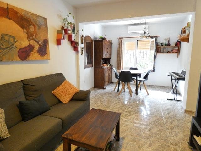 3 bedroom Flat for sale in Málaga city - € 277,000 (Ref: 9330872)