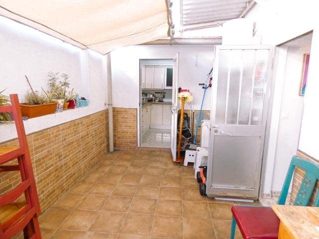 3 bedroom Flat for sale in Málaga city - € 277,000 (Ref: 9330872)