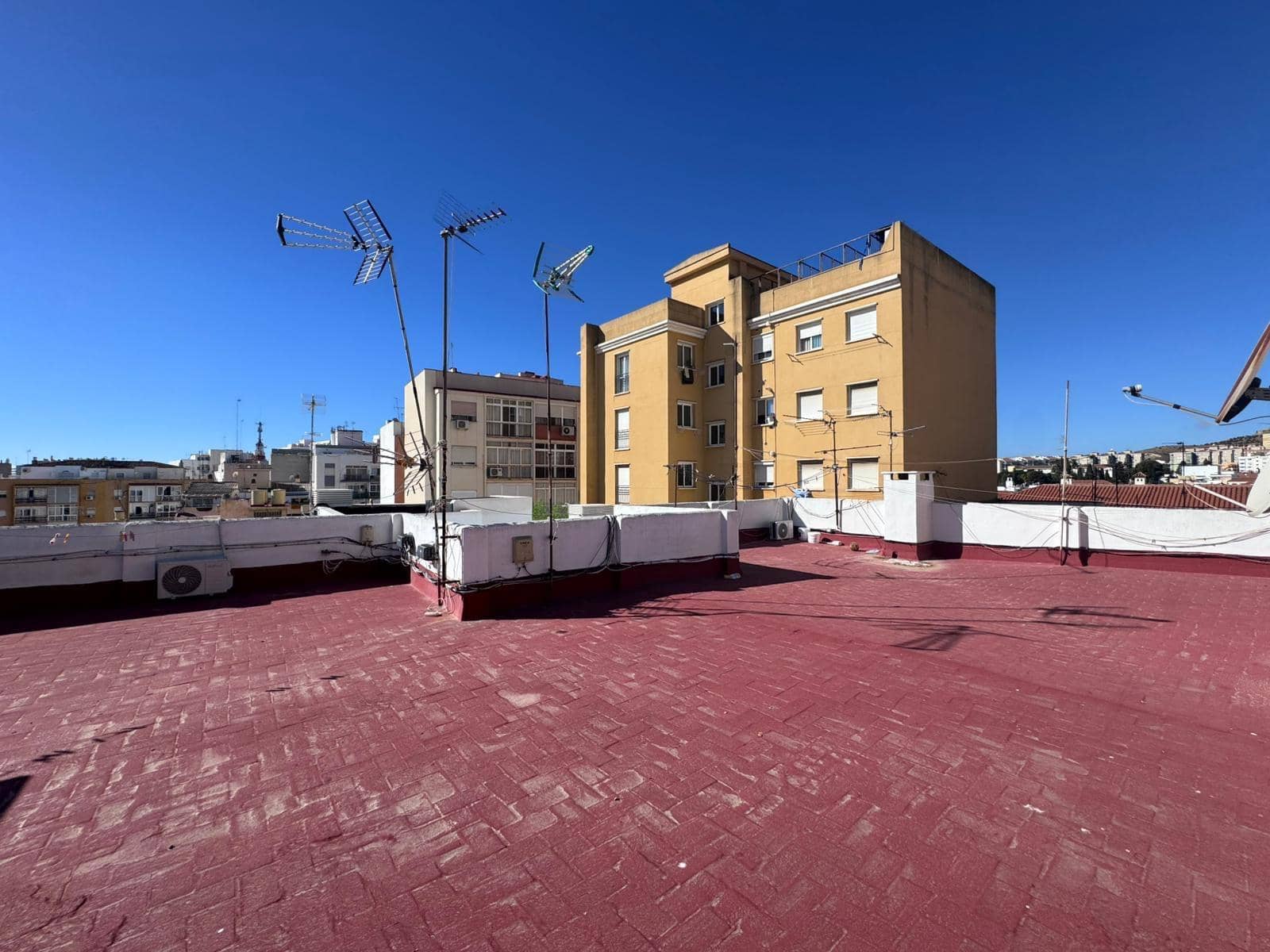 2 soveværelse Lejlighed til salg i Malaga by - € 199.000 (Ref: 9338493)