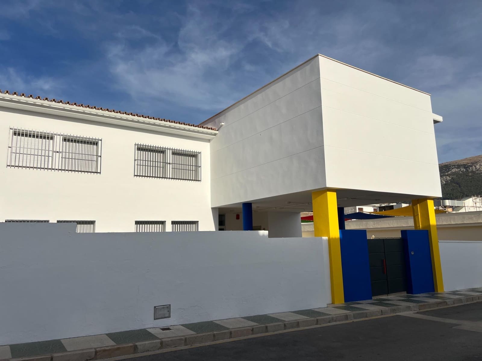 5 sypialnia Dom na sprzedaż w Villanueva del Trabuco - 155 000 € (Ref: 9338494)
