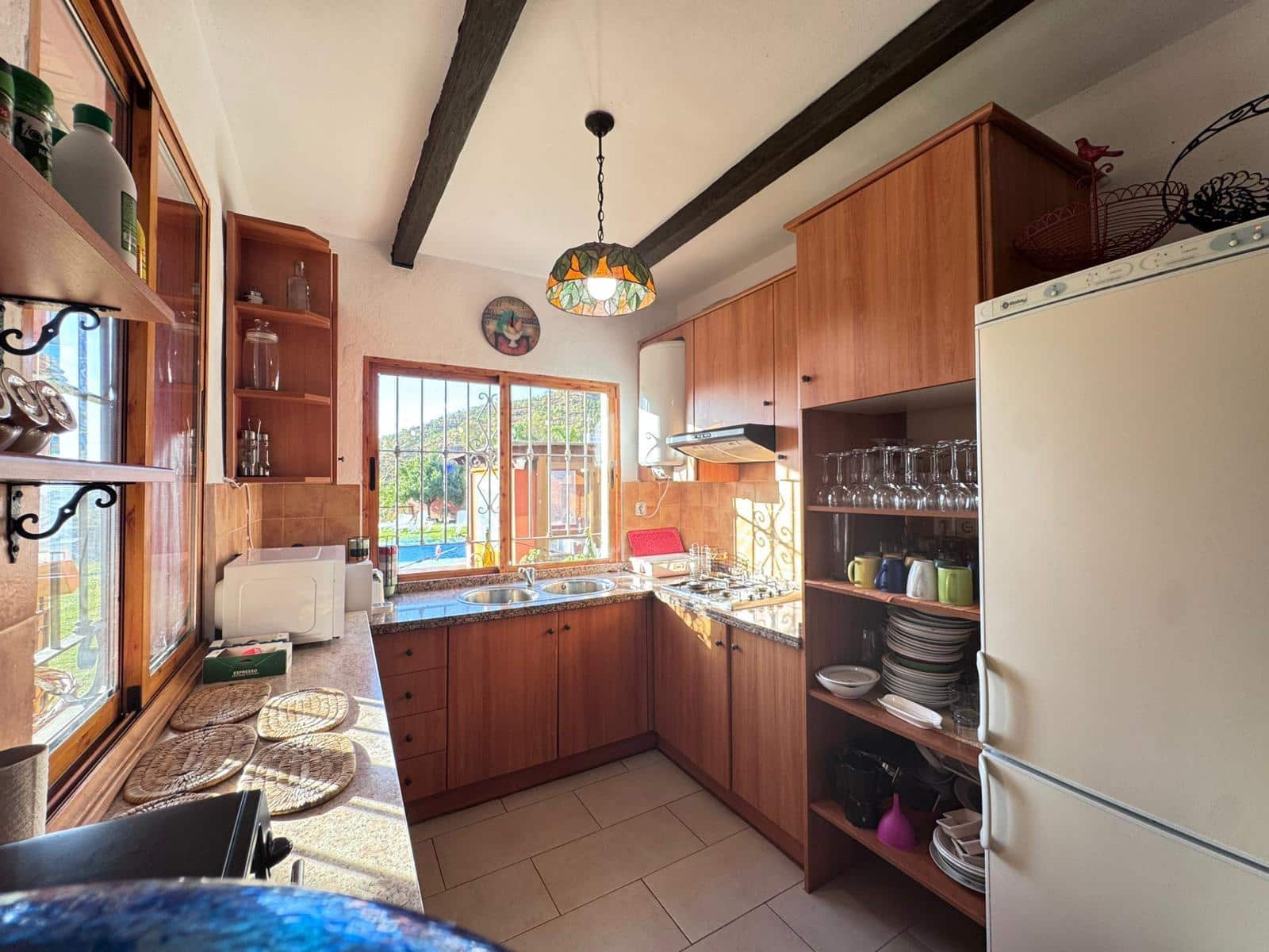 Chalet de 9 habitaciones en Ojen en venta - 470.000 € (Ref: 9344996)