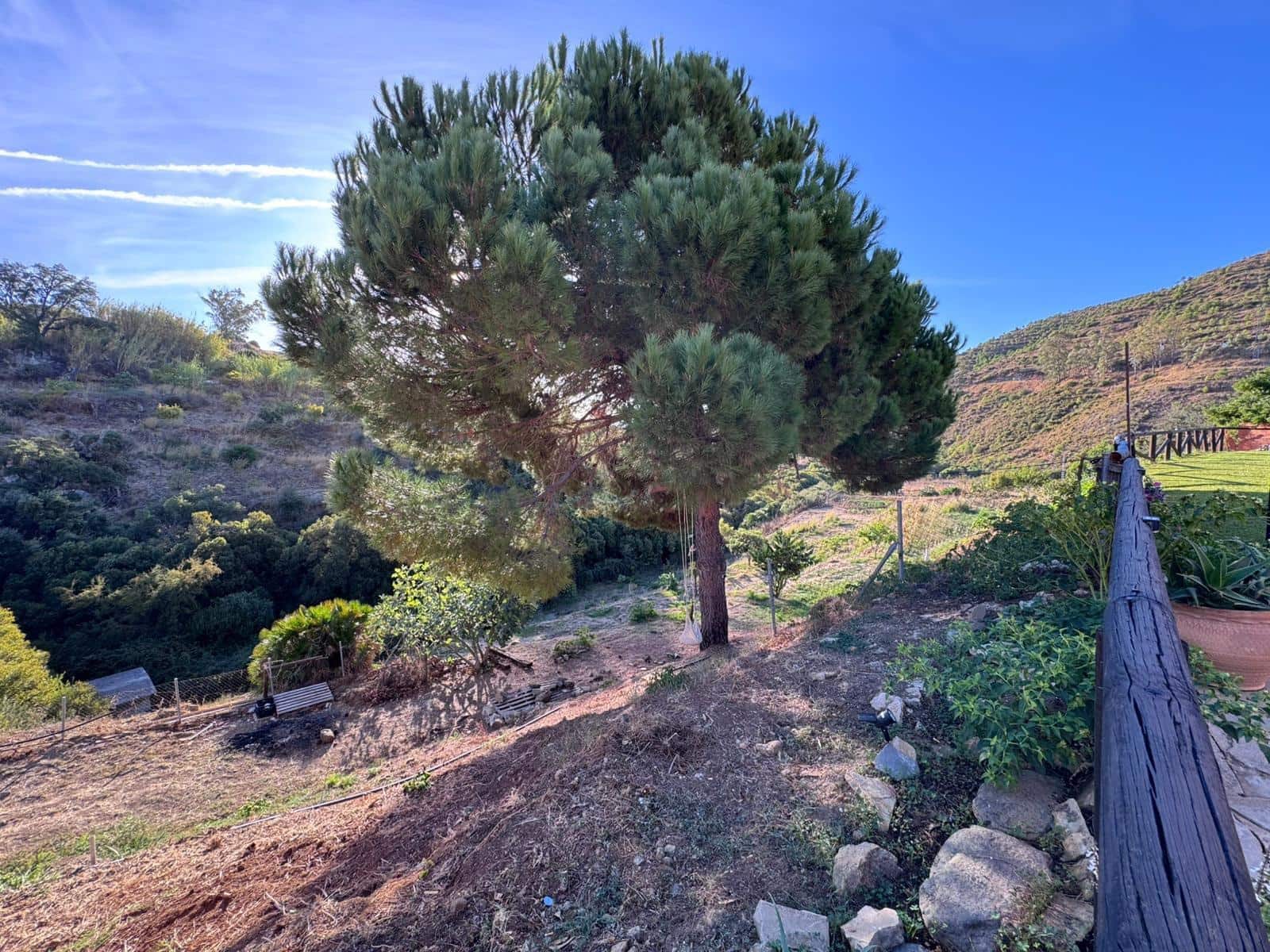 Chalet de 9 habitaciones en Ojen en venta - 470.000 € (Ref: 9344996)