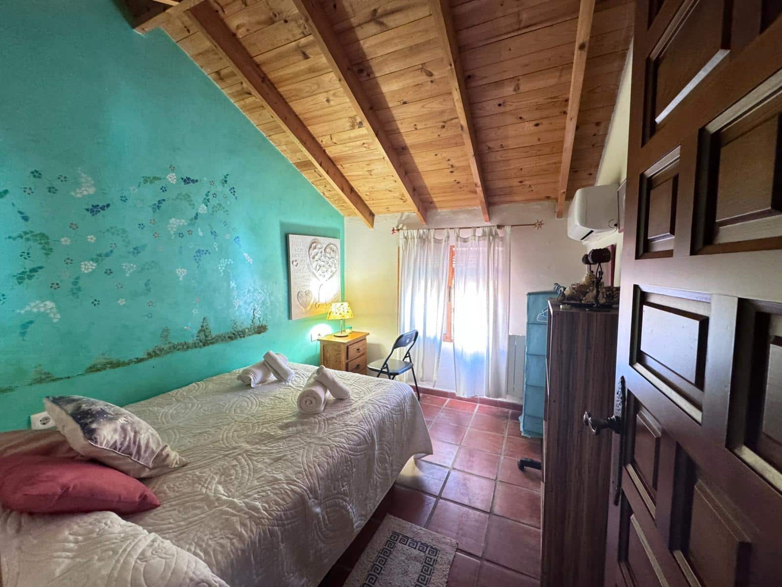 Chalet de 9 habitaciones en Ojen en venta - 470.000 € (Ref: 9344996)