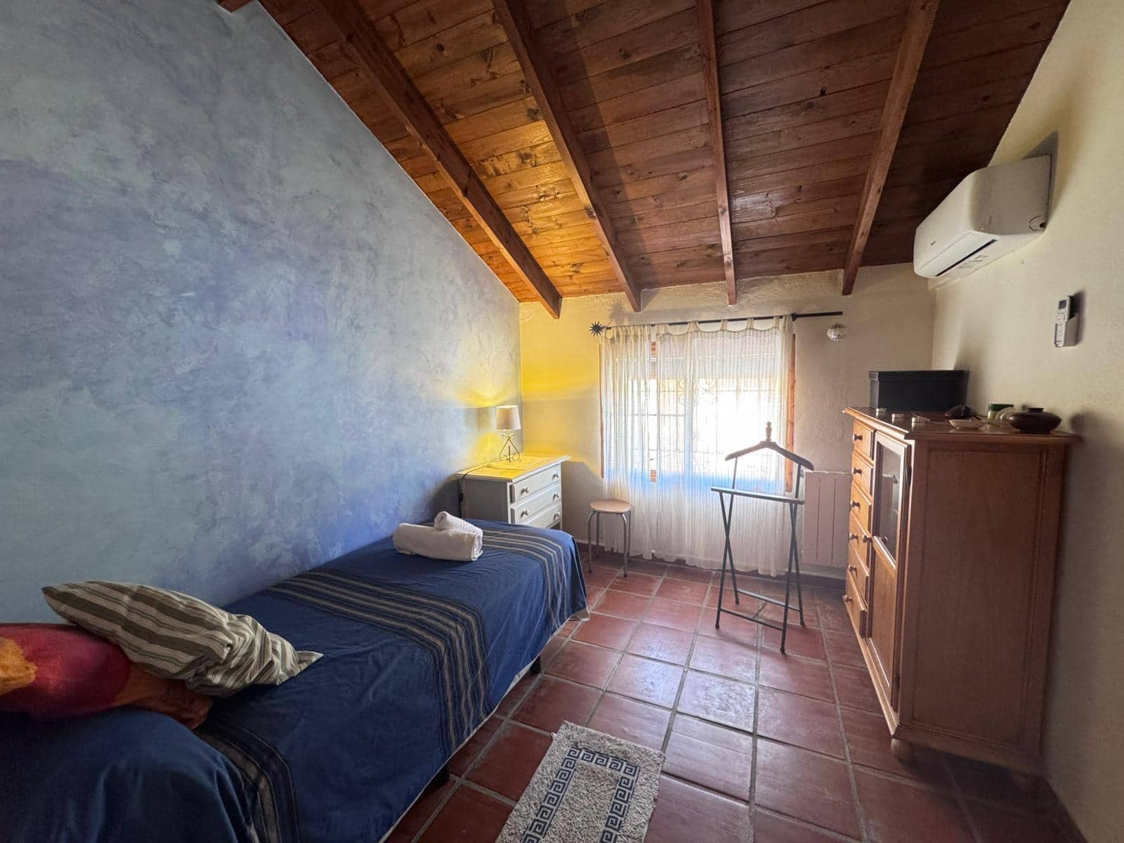 Chalet de 9 habitaciones en Ojen en venta - 470.000 € (Ref: 9344996)